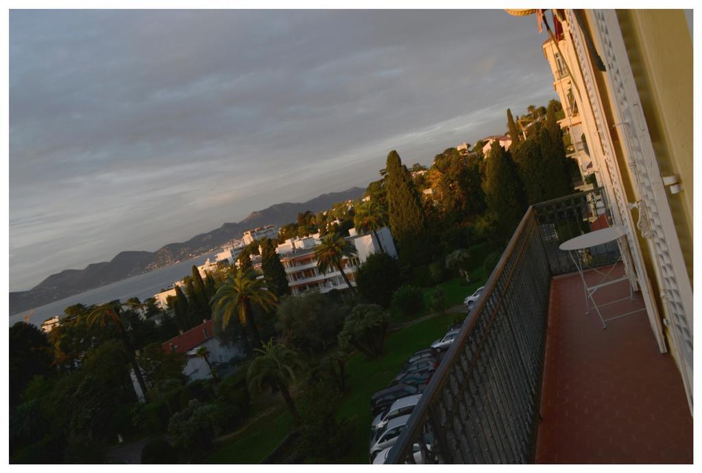 Appartement Claire Deluxe Cannes Ruang foto